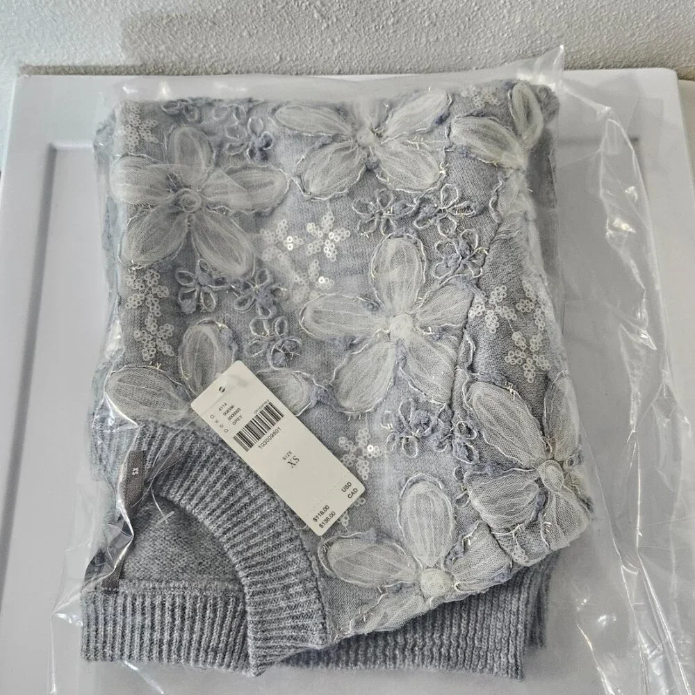 NWT Anthropologie 3D Floral Embellished Sweater Tee - Picture 3 of 5